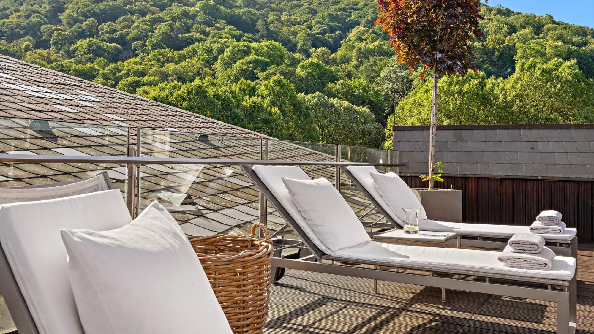 Hotel Europaeischer Hof Heidelberg, Bestes Hotel Deutschlands In Historischer Architektur Luaran gambar Rooftop pool at the Hotel